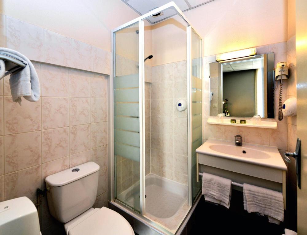 Hotel Concorde - Rodez Centre Ville Zimmer foto